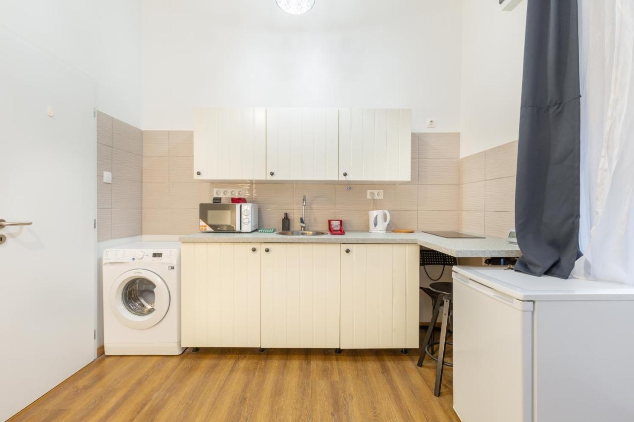Nepszinhaz 16 Tiny Studios Budapest Eksteriør billede